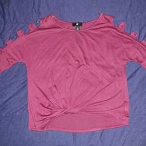 3/4 sleeve with cut outs twist top